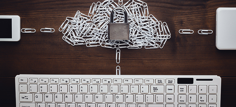 Keyboard connected to phone and tablet with paper clips and lock